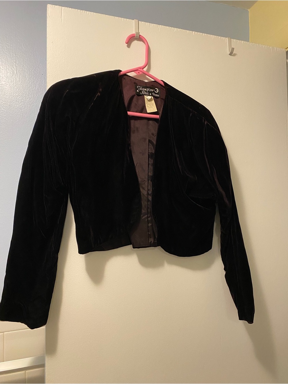 Black Velvet Cropped Blazer - Classic Evening Jacket